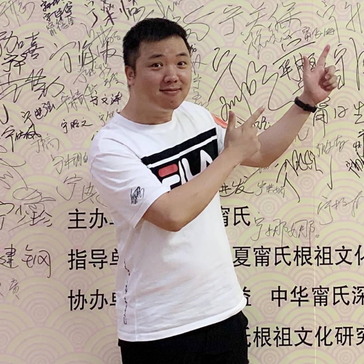 bentwo的照片