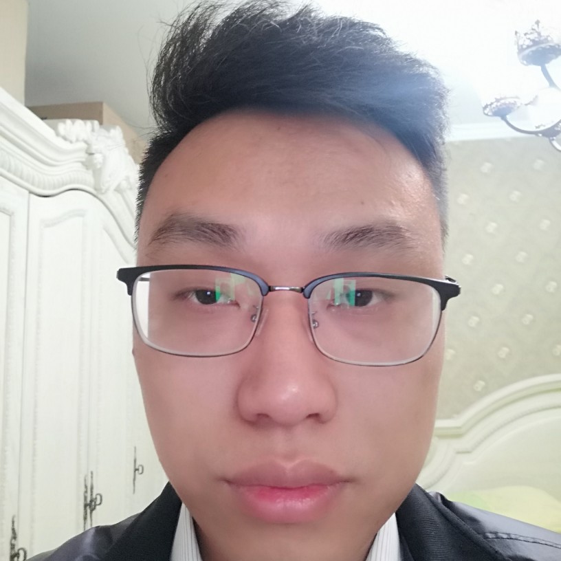 一对木头的照片