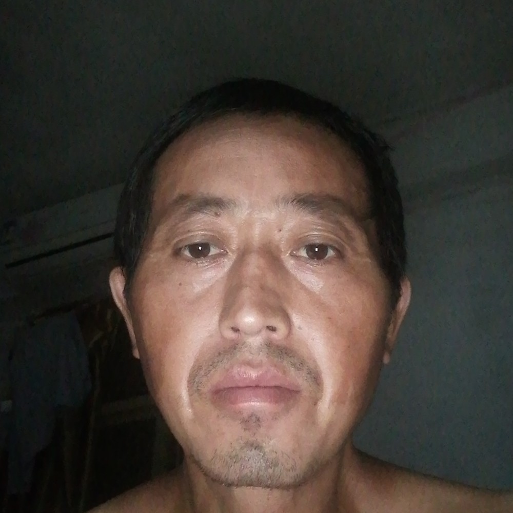 大叔英俊的照片