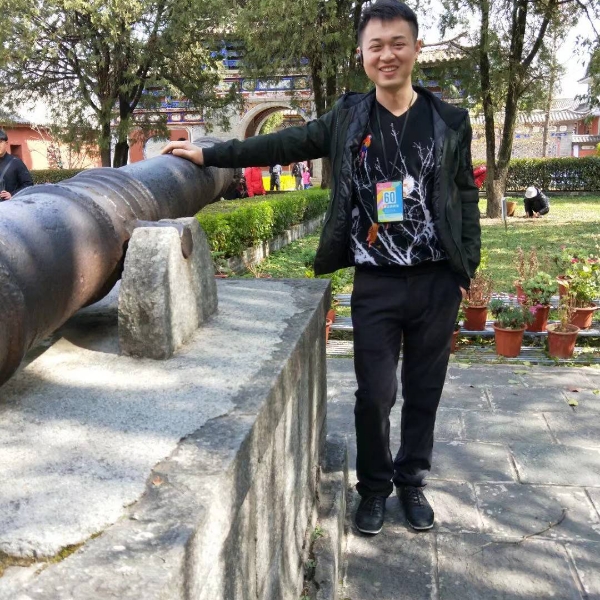 蓝天邂逅笨笨的照片