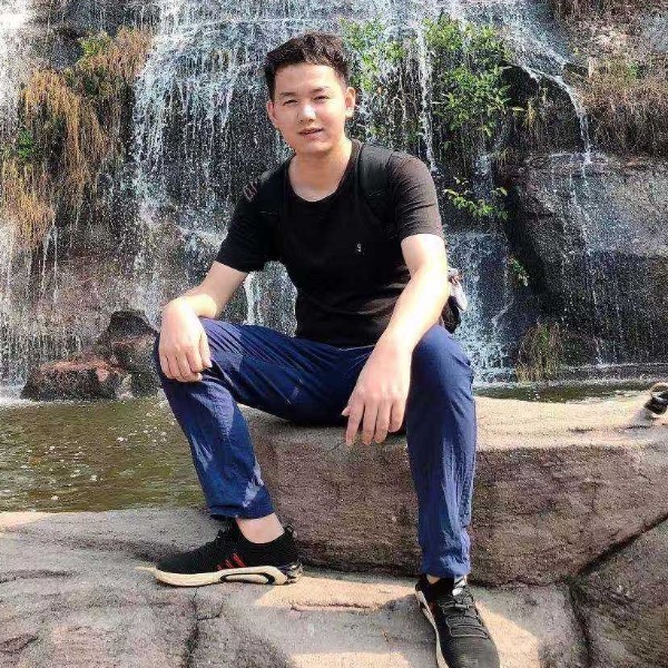 平淡爱思恋的照片