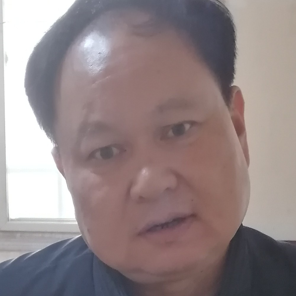 迷人蹁跹平湖的照片