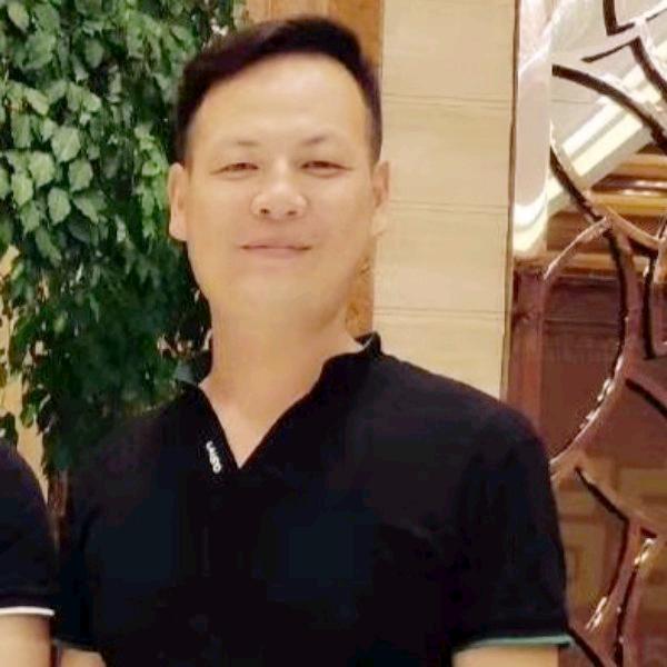 金鱼勤劳的照片