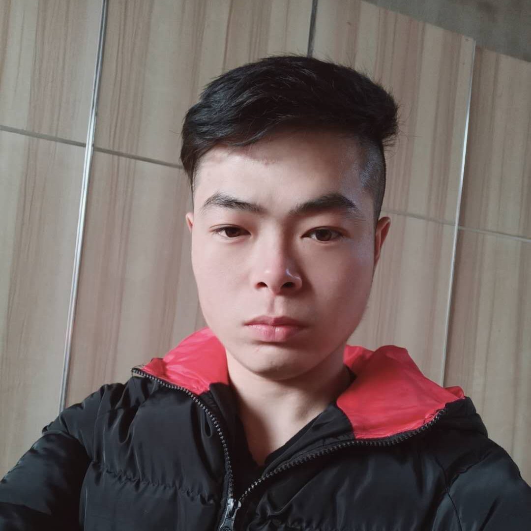 火车笑虚幻的照片