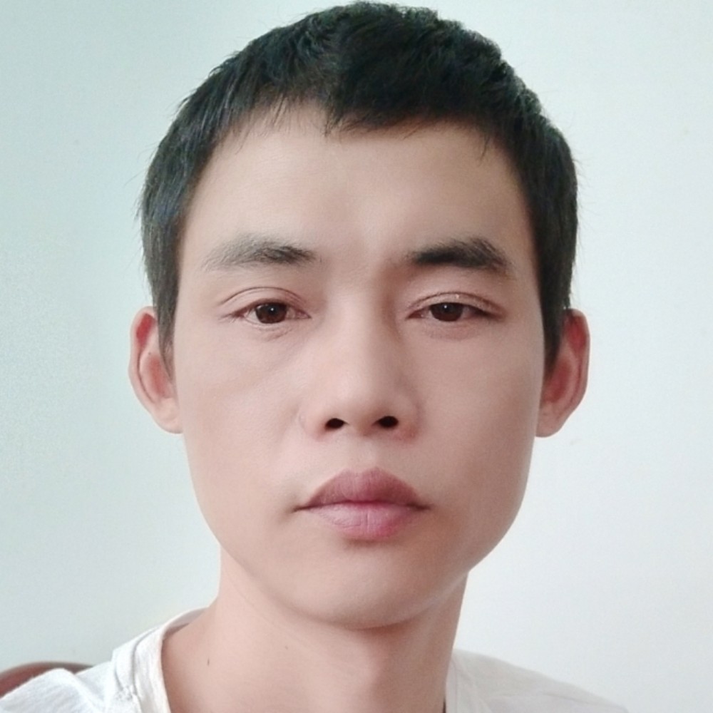 夏天漫步无辜的照片