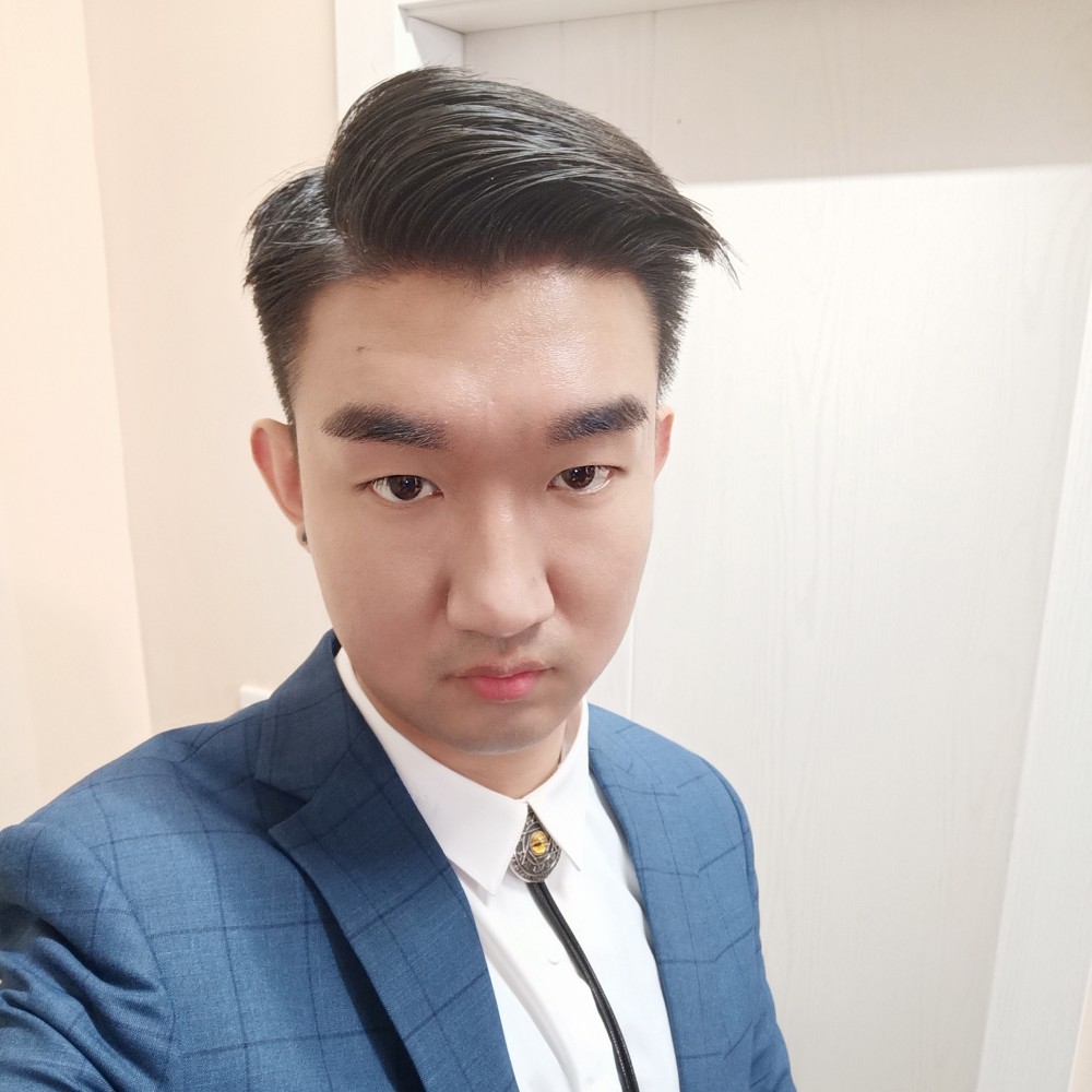 流影灬月的照片