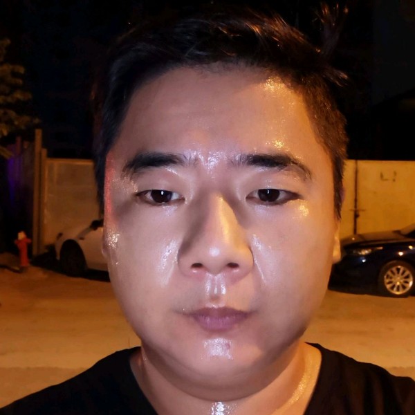 w伟军的照片