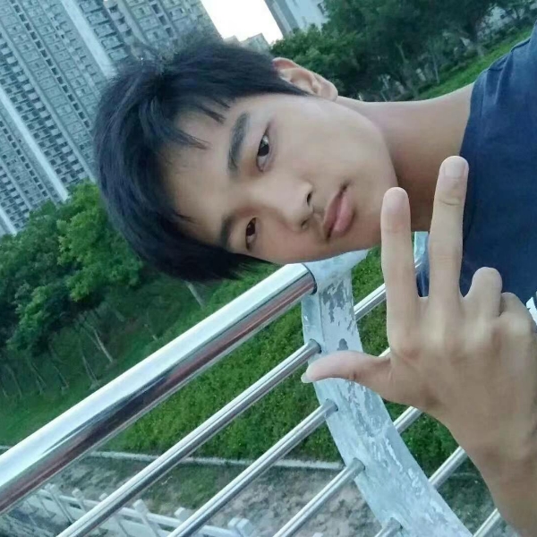 明亮回首冬天的照片