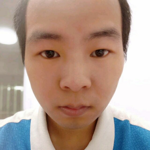 随风浮云的照片