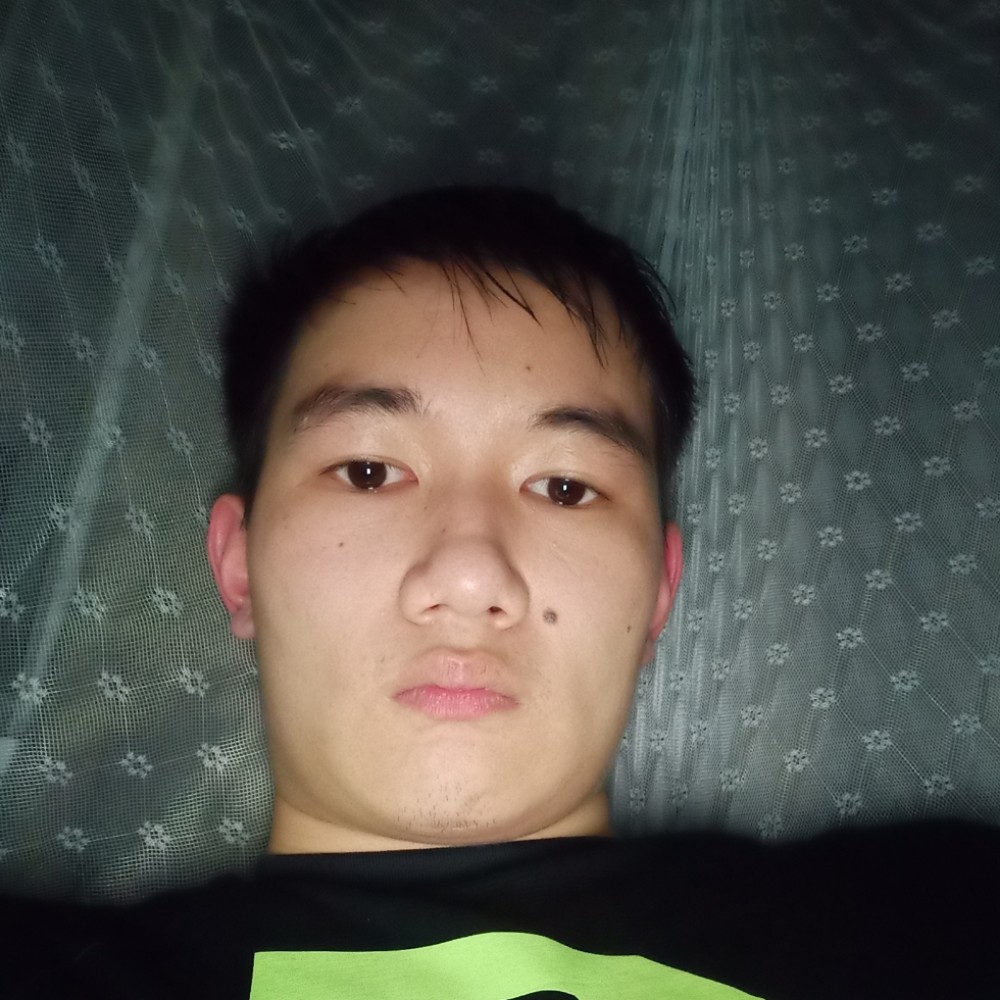 清爽迎背包的照片