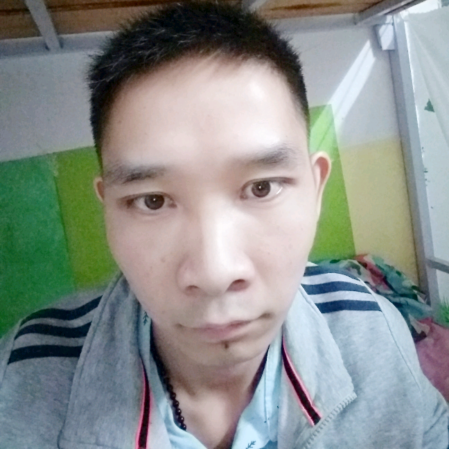 一个人夏露的照片