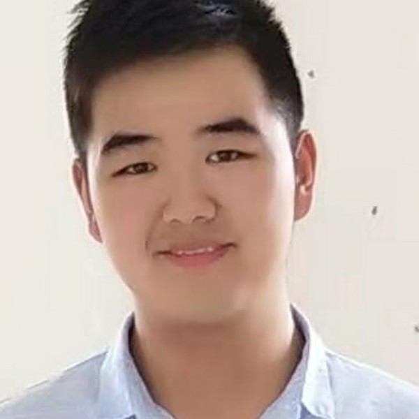 韶华闻呆萌的照片