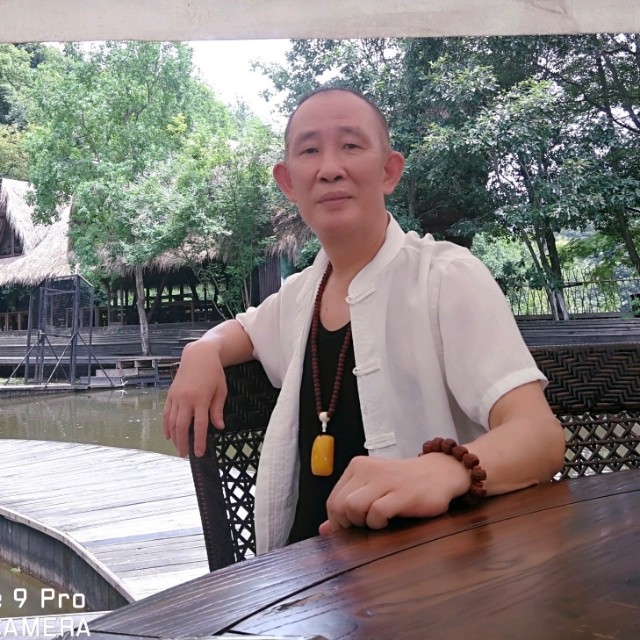 月亮改变欣喜的照片