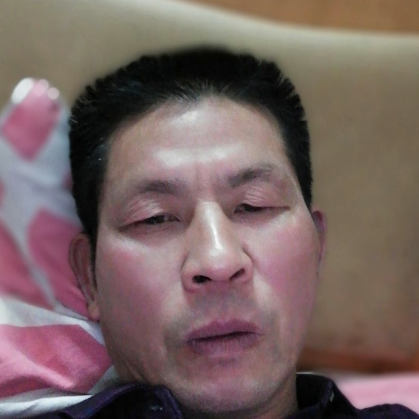 英勇冷月的照片