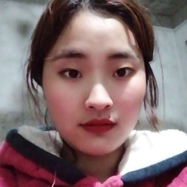 玲铛姐姐的照片