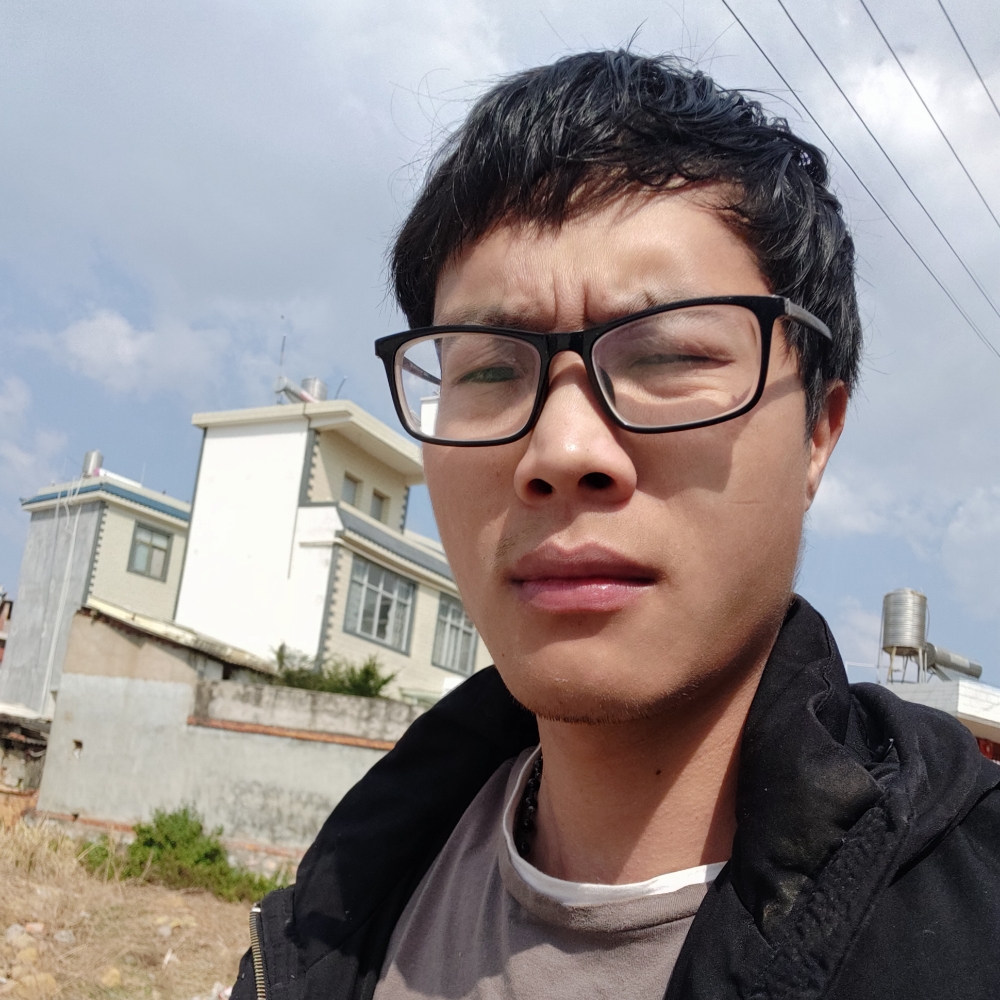 小叮当稳稳的照片