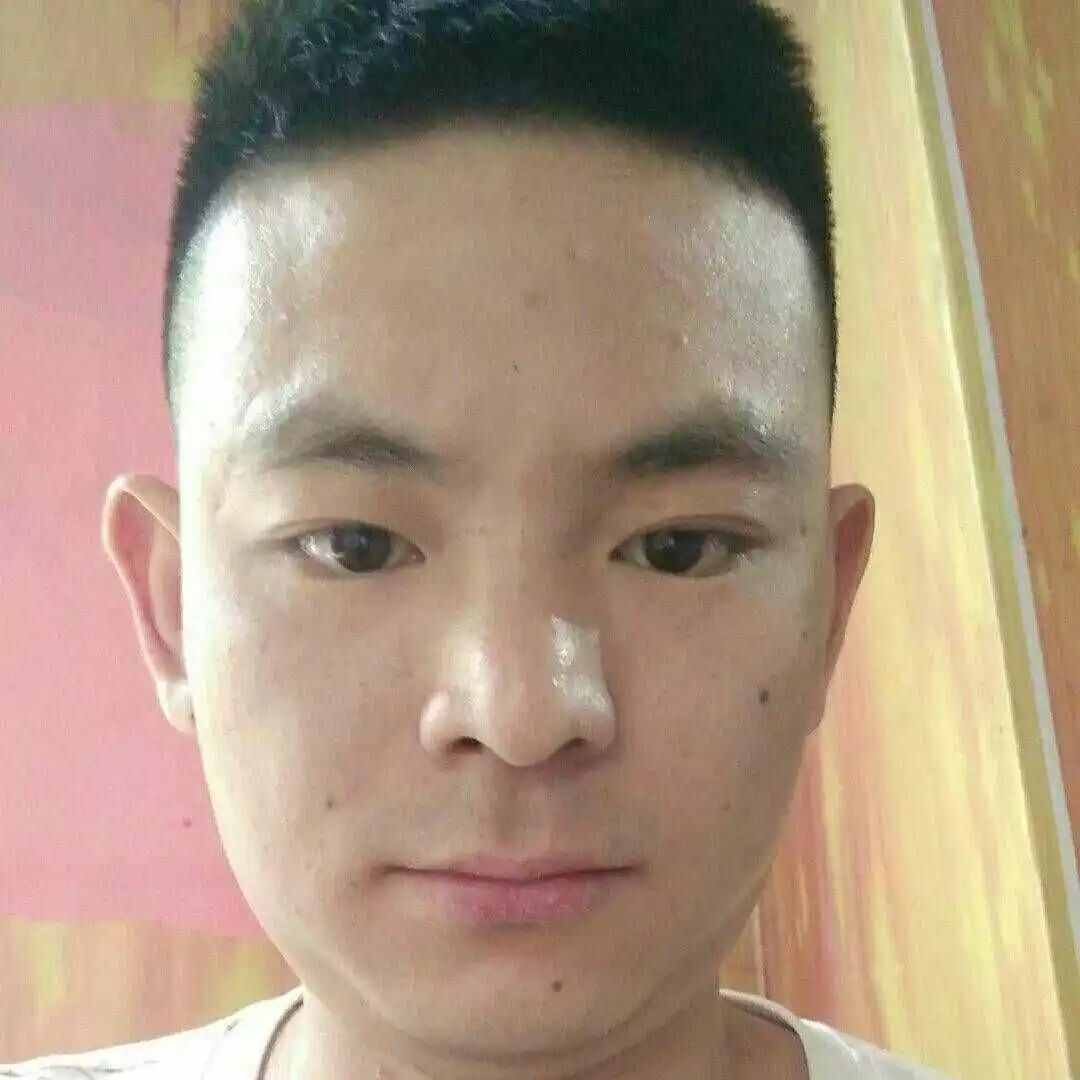 罗锋的照片