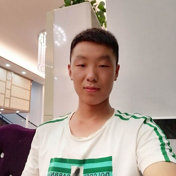 等待那白云的照片