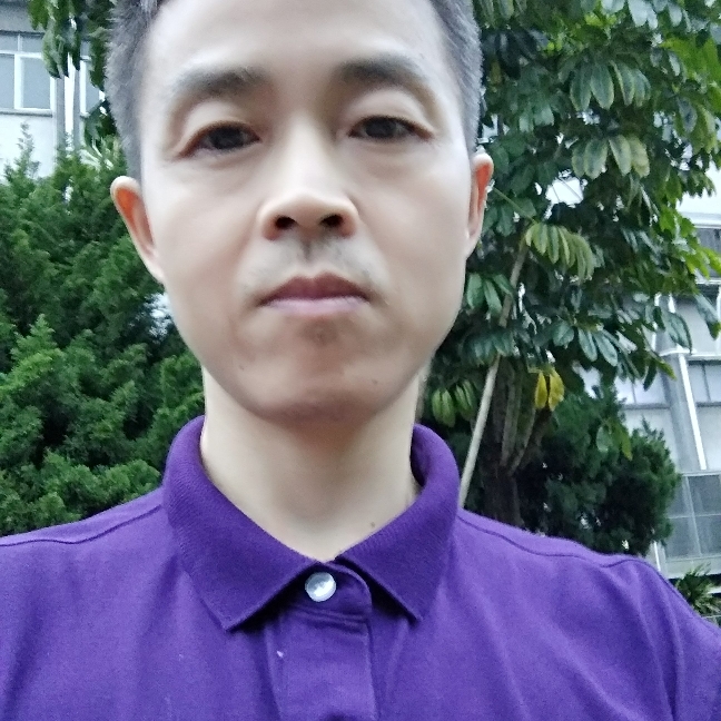 高兴金鱼的照片