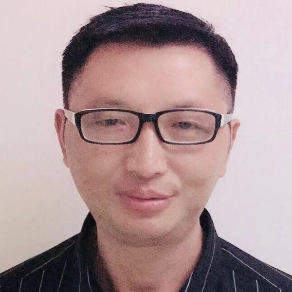 飘逸爱裙子的照片