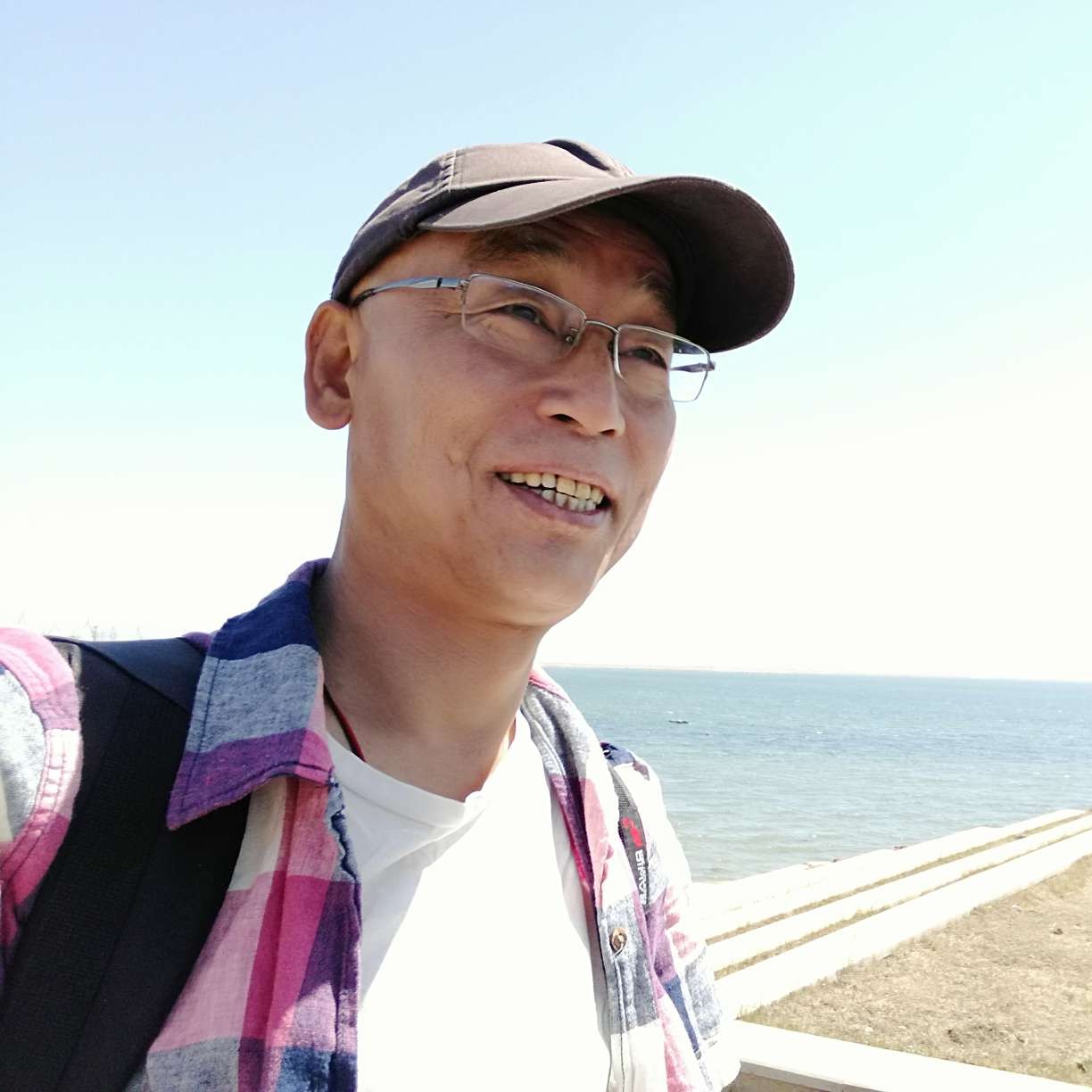 离歌放弃冷酷的照片