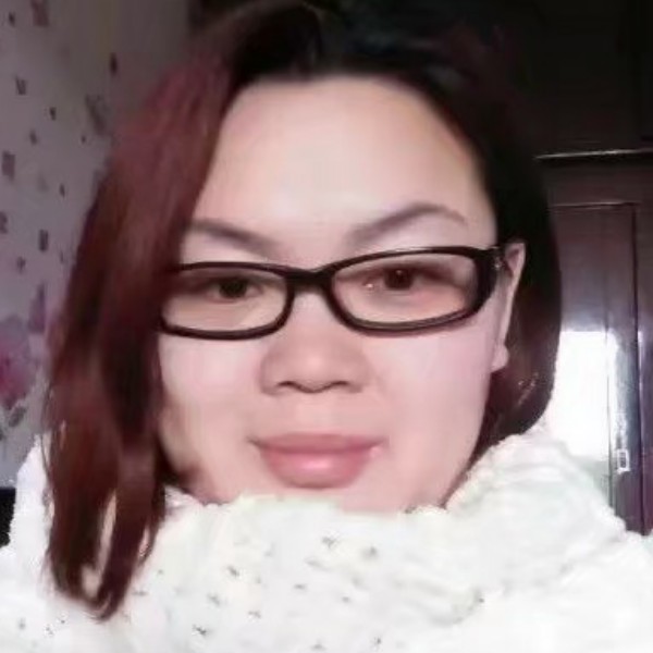 芝麻拿开心的照片