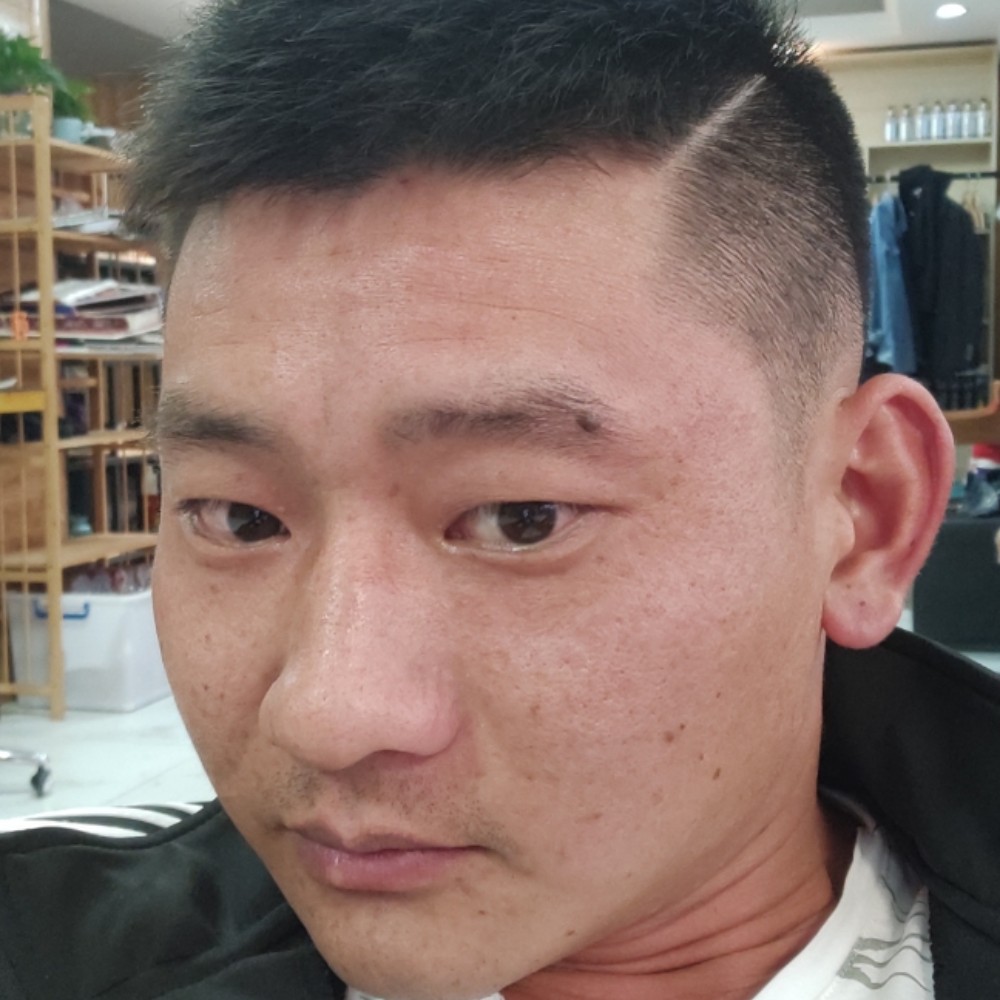 恬静愿黄豆的照片