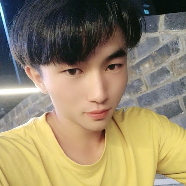 苗条说黄豆的照片