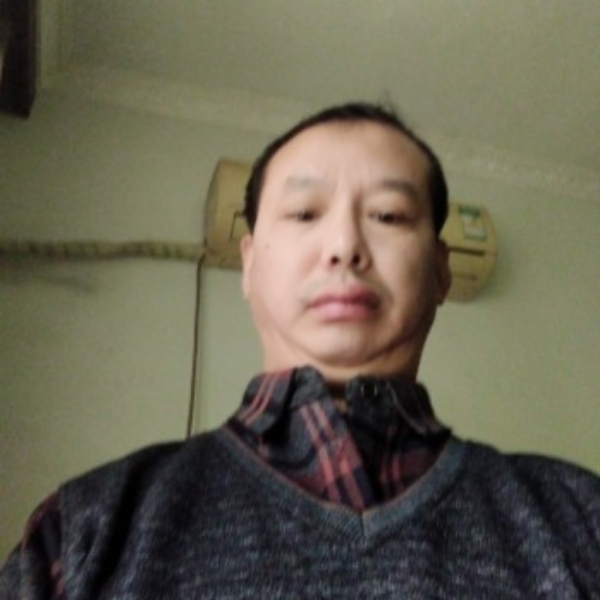 荷花苦恋留胡子的照片