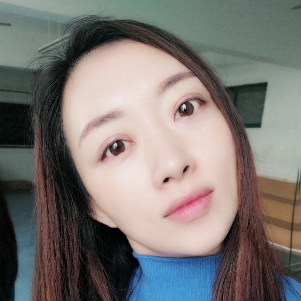 可爱的琳琳的照片
