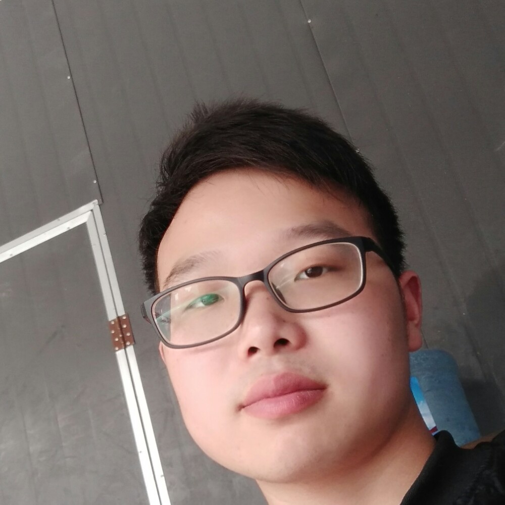 年轻愿初雨的照片
