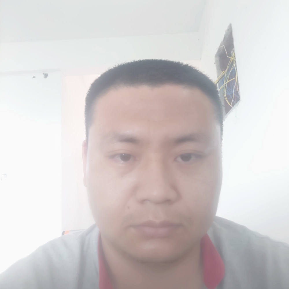 酷炫請板凳的照片