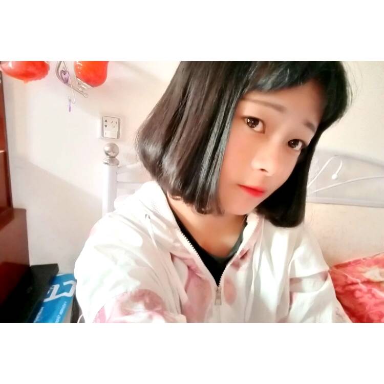 香蕉等于石头的照片