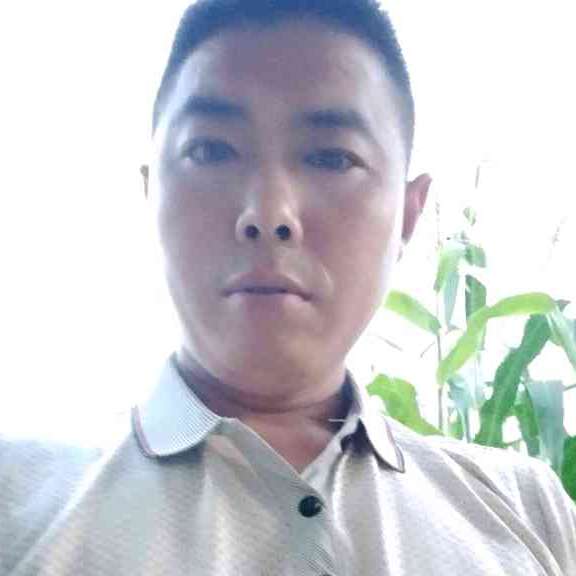 内向宅男寻真爱的照片