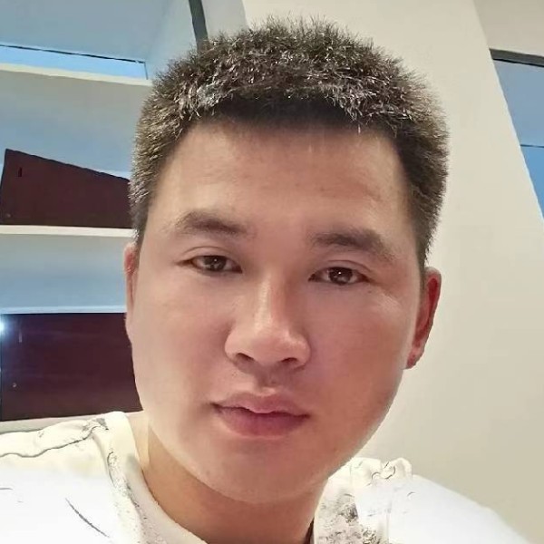 顾颜的照片