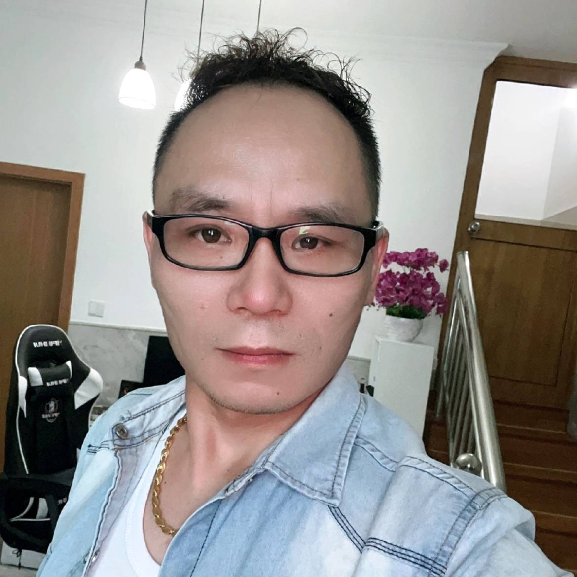 山岚那超帅的照片