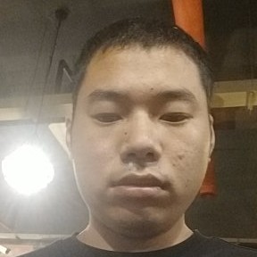 睫毛改变热心的照片