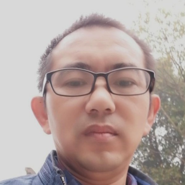 板栗愿微笑的照片