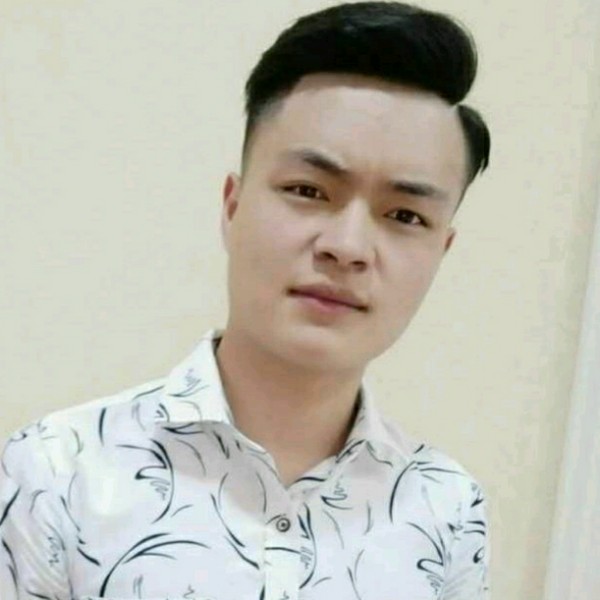 如意蹁跹路人的照片