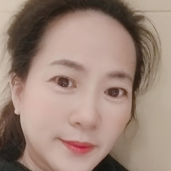 小松鼠方沉默的照片