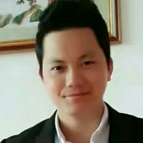 花生凝眸风中的照片