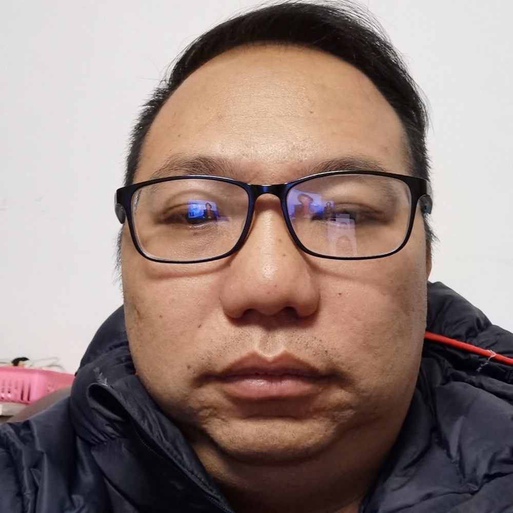 笑迎春风的照片