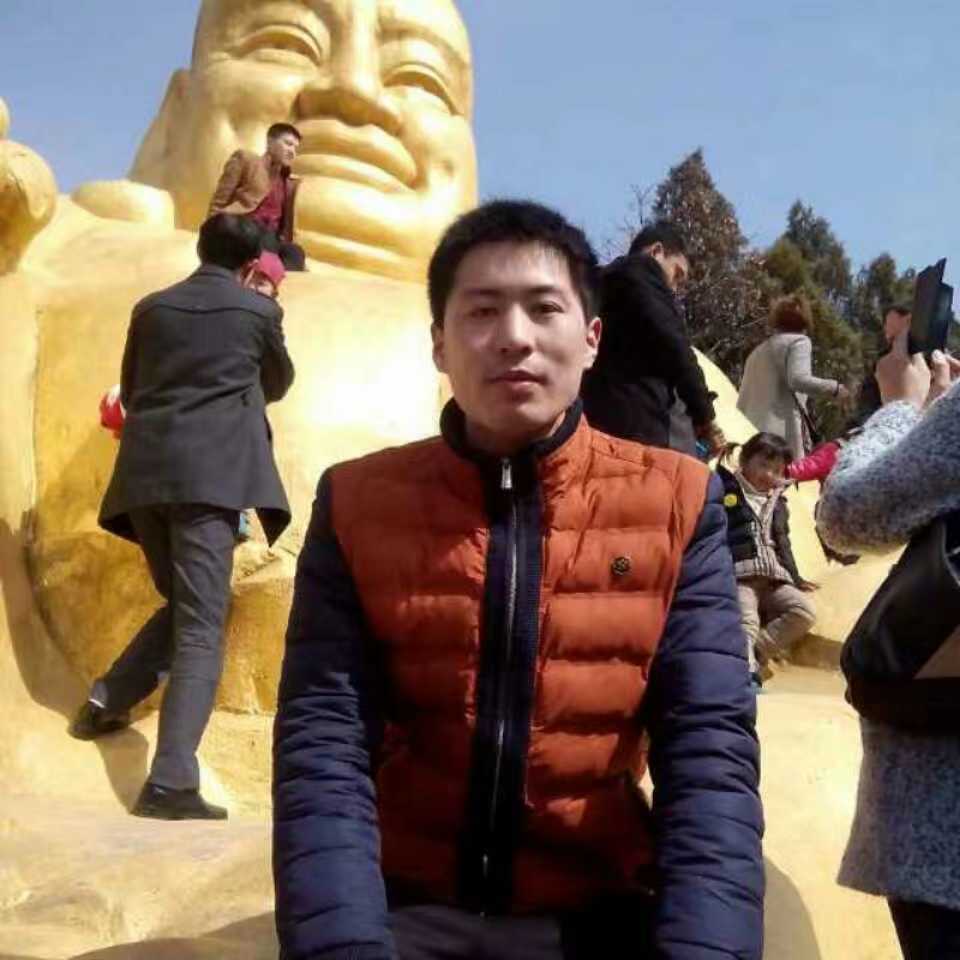 乌冬面方笨笨的照片