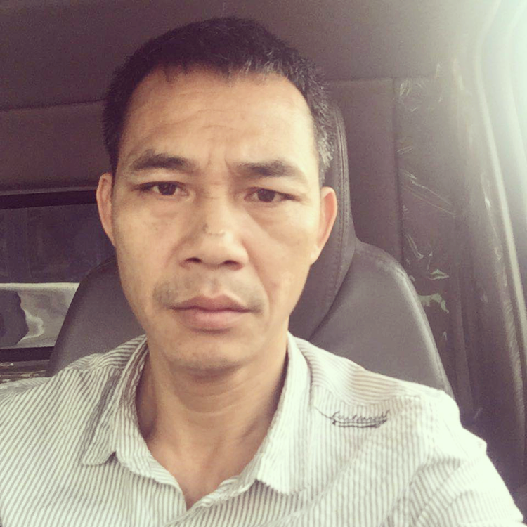 尊云闻玩命的照片