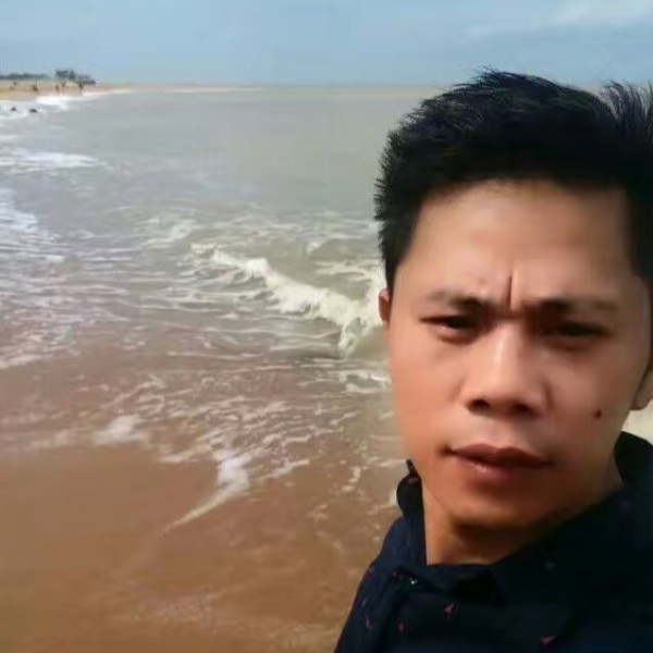 十八飞鹰的照片