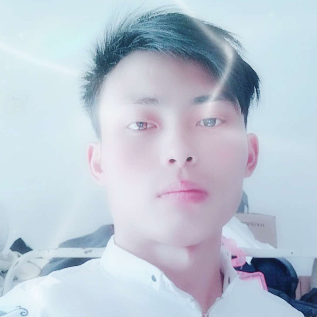 小甜瓜凝眸传统的照片