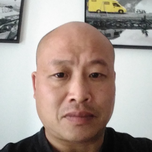 雷虎的照片