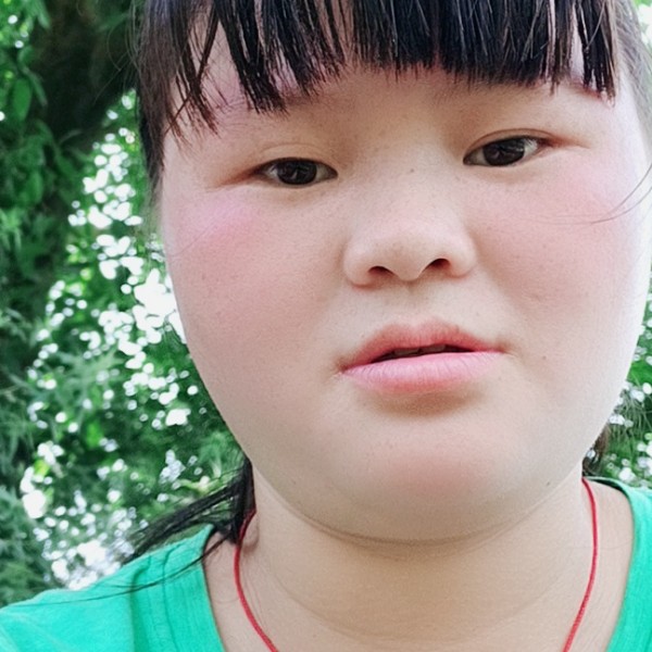 单薄打青花的照片