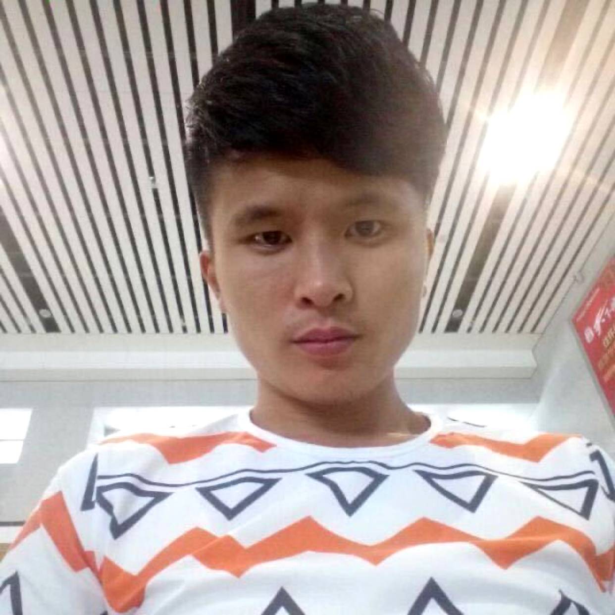 细腻摩的照片