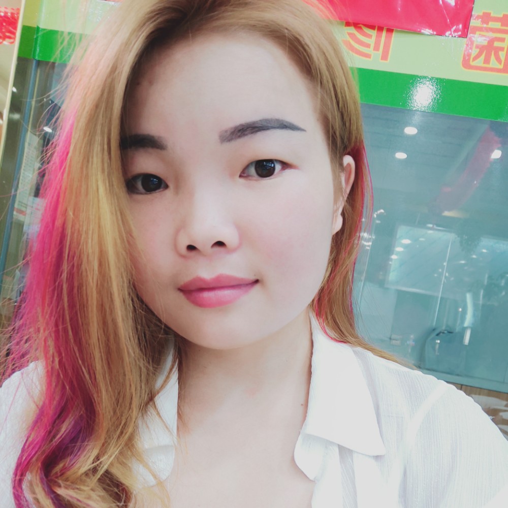 韦妹妹的照片